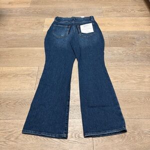Good American Petite Bootcut Jeans in Indigo704 SIze 4 / 27 NWT 28x30